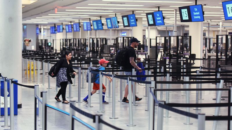 TSA expands security checkpoint lanes for families with children and military members TSA expands security checkpoint lanes for families with children and military members