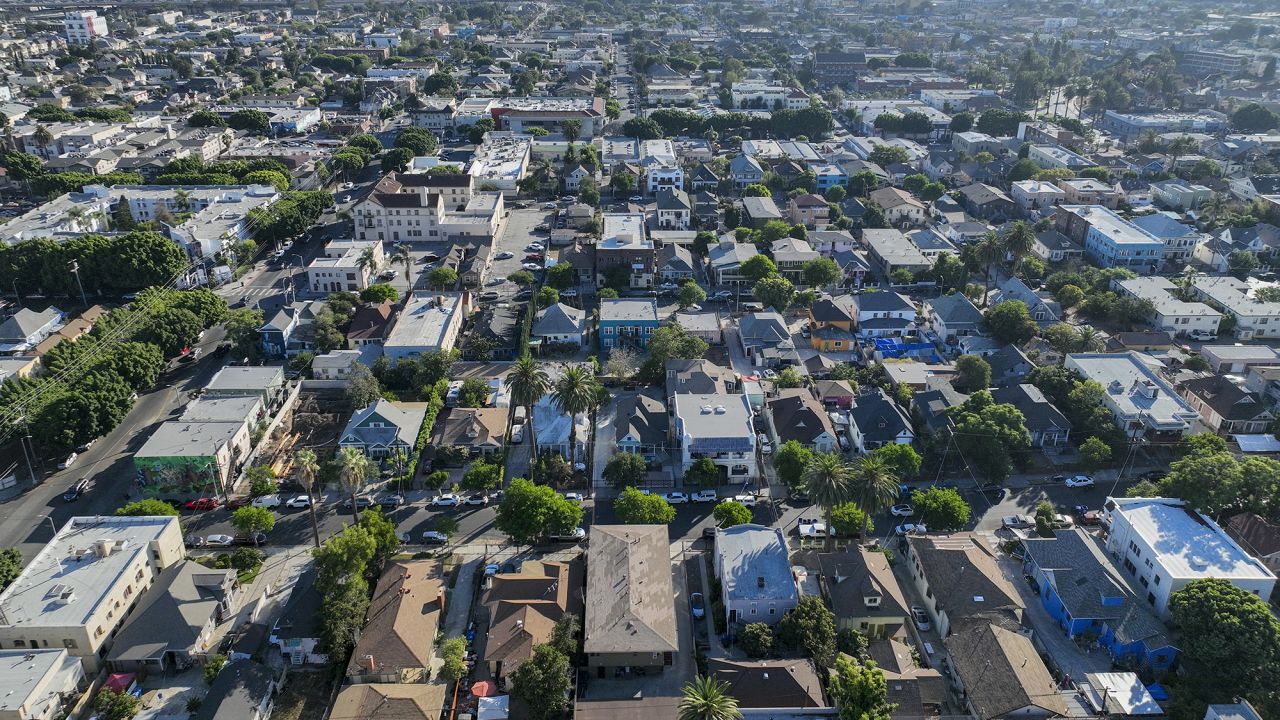 Los Angeles, CA - September 28:  An aerial view of urban sprawl as seen from the Pico-Union area of Los Angeles Wednesday, Sept. 28, 2022. (Allen J. Schaben / Los Angeles Times via Getty Images)