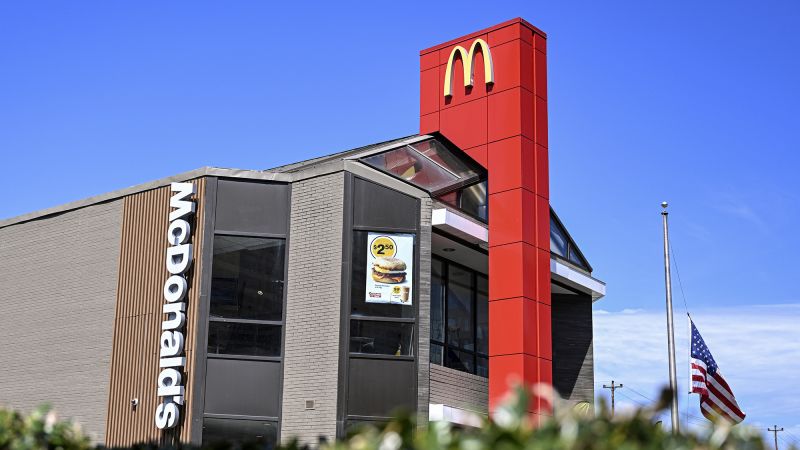 Read more about the article McDonald’s says Middle East turmoil is hurting its business – CNN