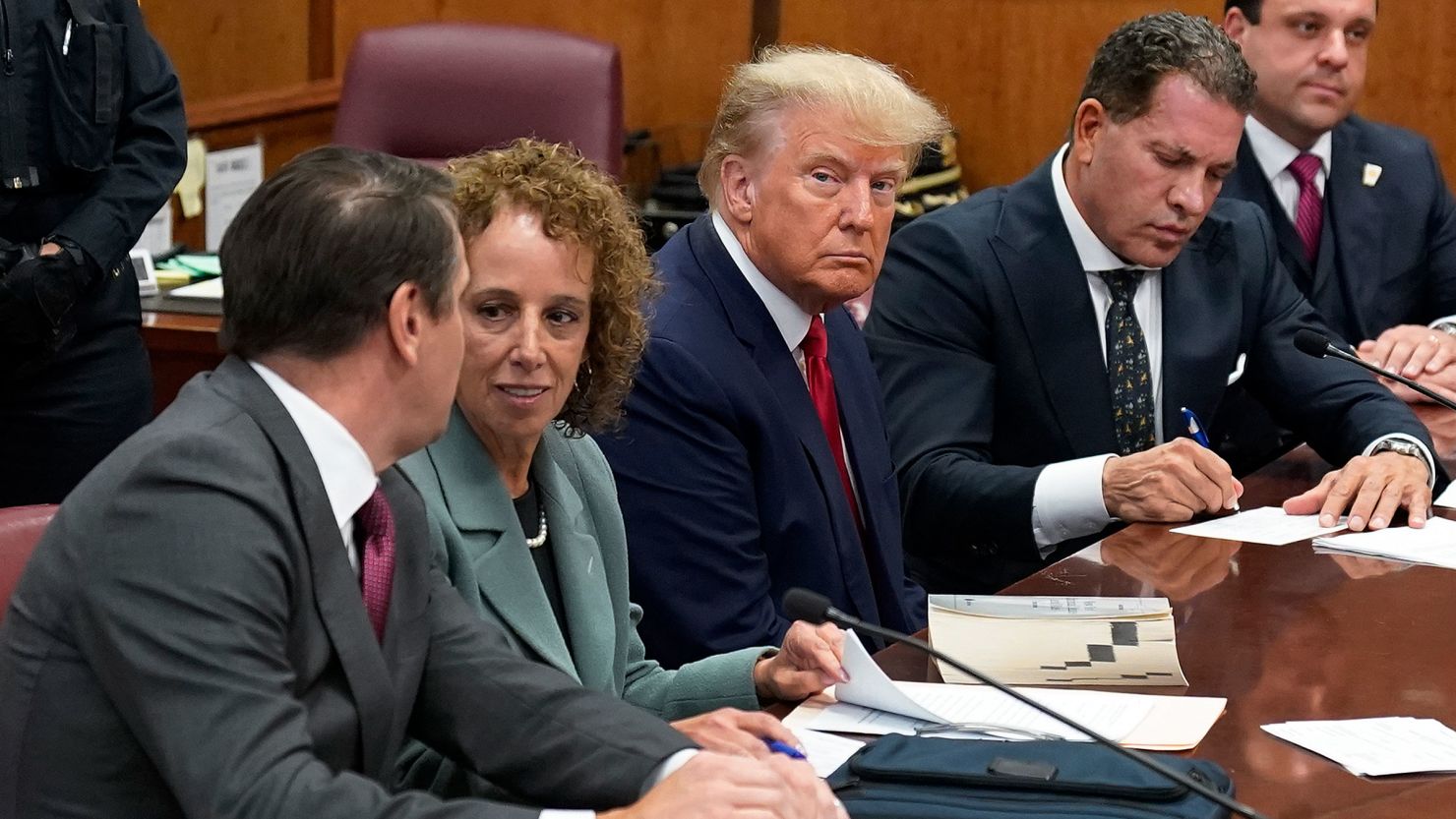 Trump's lawyers grills Stormy Daniels