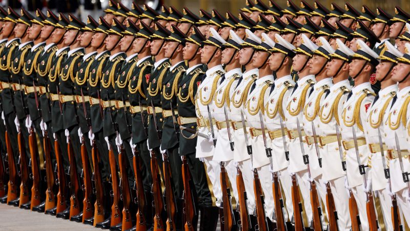 Си разтърсва китайската армия, като преосмисля как да се „бият и печелят“ бъдещи войни