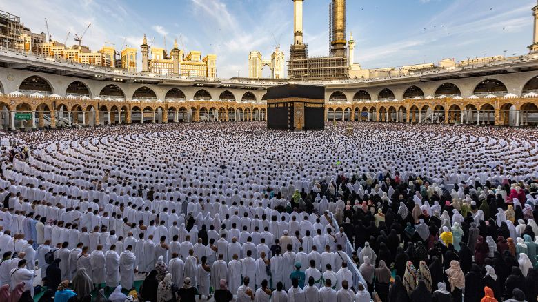 TOPSHOT - Muslim worshippers pray around the Kaaba, Islam's holiest shrine, at the Grand Mosque in the holy city of Mecca on the first day of Eid al-Fitr, which marks the end of the holy fasting month of Ramadan on April 21, 2023. (Photo by Abdel Ghani BASHIR / AFP) (Photo by ABDEL GHANI BASHIR/AFP via Getty Images)