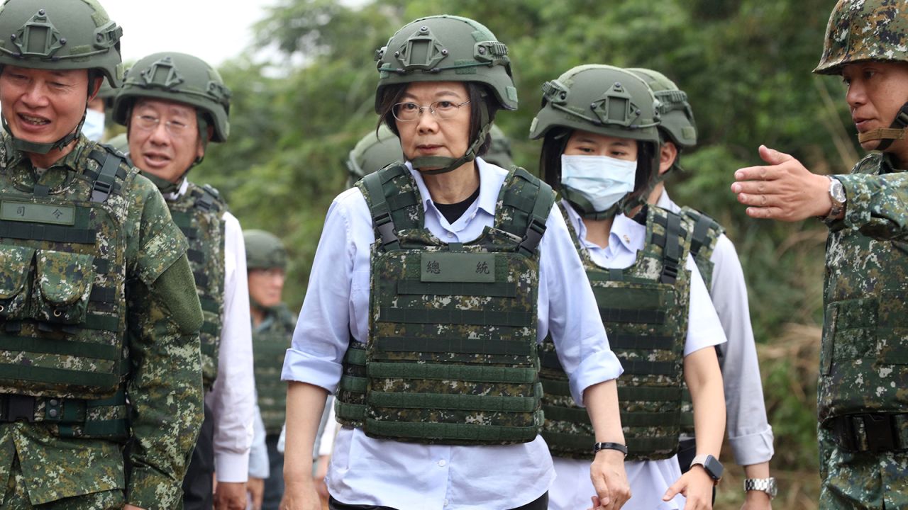 Taiwan President Tsai Ing-wen inspects reservists at a training session during her at a military base in Taoyuan on May 11, 2023.