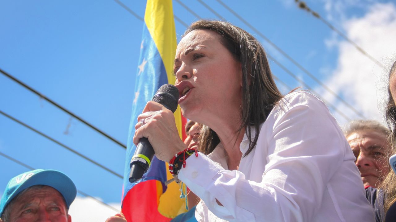 DELCIAS, TACHIRA, VENEZUELA - 2023/05/18: Opposition leader Maria Corina Machado gives a speech during her campaign rally. María Corina Machado started her campaign for the primary elections with a political tour in the western Venezuelan border area. Venezuela's Presidential elections are scheduled to be held in 2024. (Photo by Jorge Castellanos/SOPA Images/LightRocket via Getty Images)