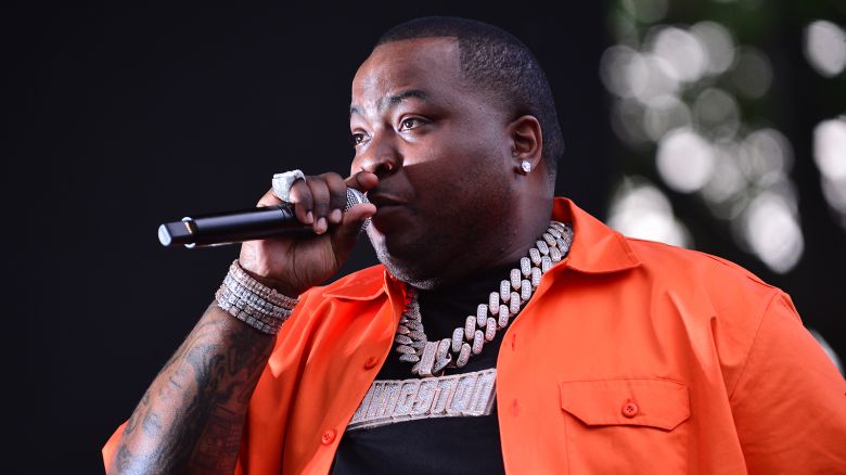 Sean Kingston performs live on stage during "Hot Summer Night" concert at FPL Solar Amphitheater at Bayfront Park on June 3, 2023 in Miami, Florida.