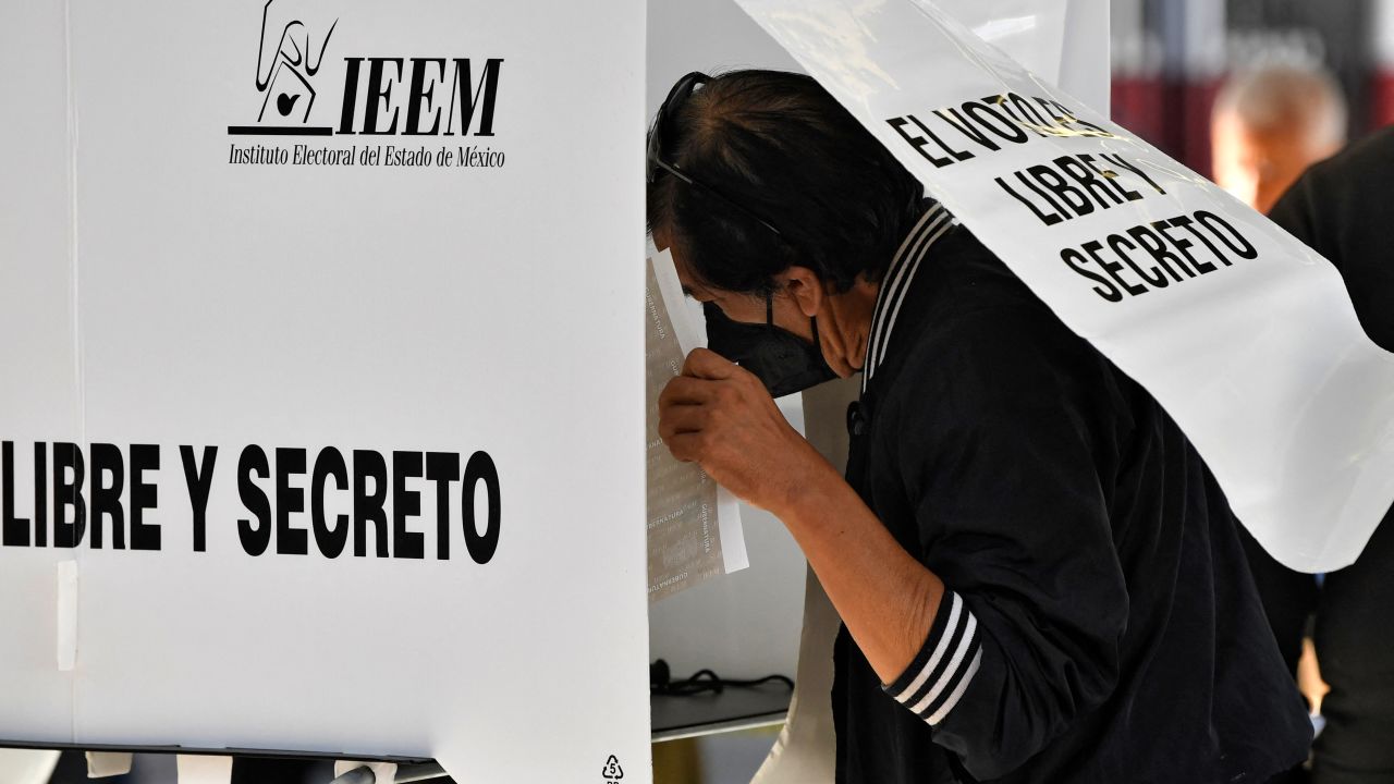 A man votes at a polling station in Texcoco, Mexico, on June 4, 2023, during gubernatorial elections in the State of Mexico. The vote is a test of the popularity of President Andres Manuel Lopez Obrador's ruling Morena party ahead of presidential elections next year. The State of Mexico is in many ways a microcosm of the country: half of its population lives in poverty. (Photo by CLAUDIO CRUZ / AFP) (Photo by CLAUDIO CRUZ/AFP via Getty Images)