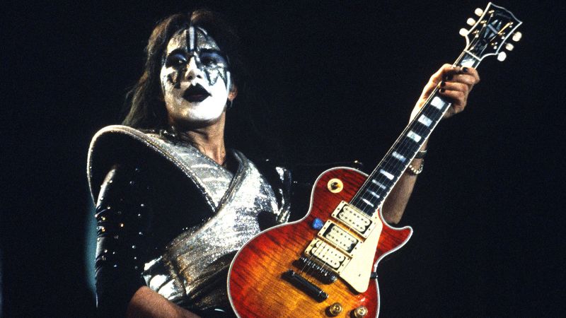 Ace Frehley, Kiss’ original lead guitarist and founding member, dies at 74 | CNN