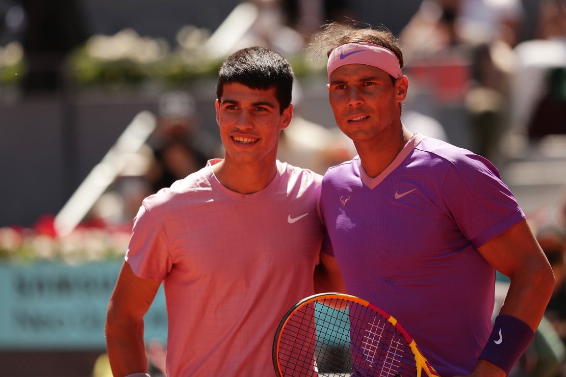 Alcaraz a Nadal zverejnili obrázok pred zápasom Madrid Open v roku 2021.