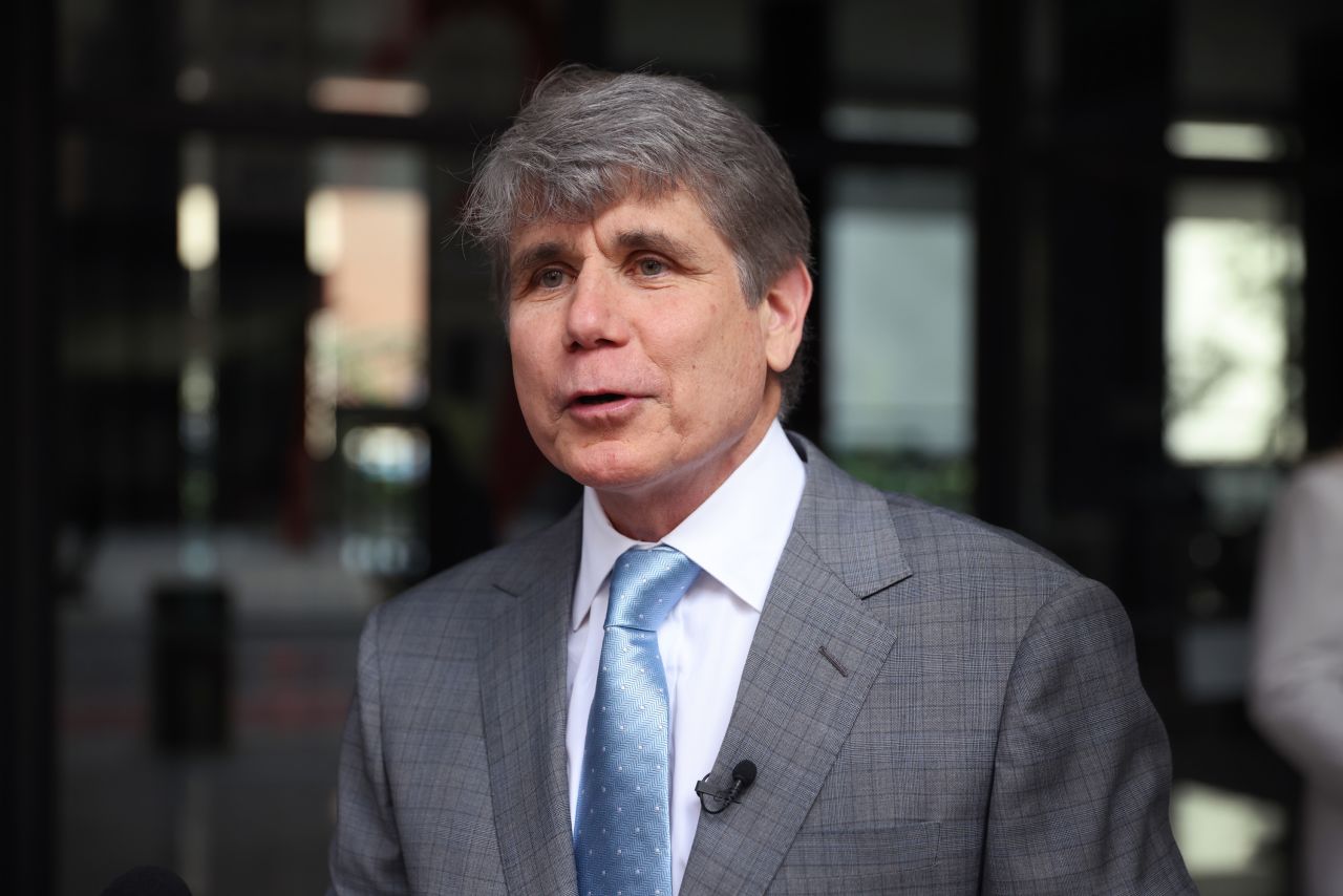 CHICAGO, ILLINOIS - AUGUST 02: Former Illinois governor and convicted felon Rod Blagojevich speaks to the press outside of the Dirksen Federal Courthouse on August 02, 2021 in Chicago, Illinois. Blagojevich was at the courthouse to file a lawsuit, claiming the Illinois General Assembly violated his civil rights by removing him from office and then prohibiting him from holding any future elective office in the state. (Photo by Scott Olson/Getty Images)