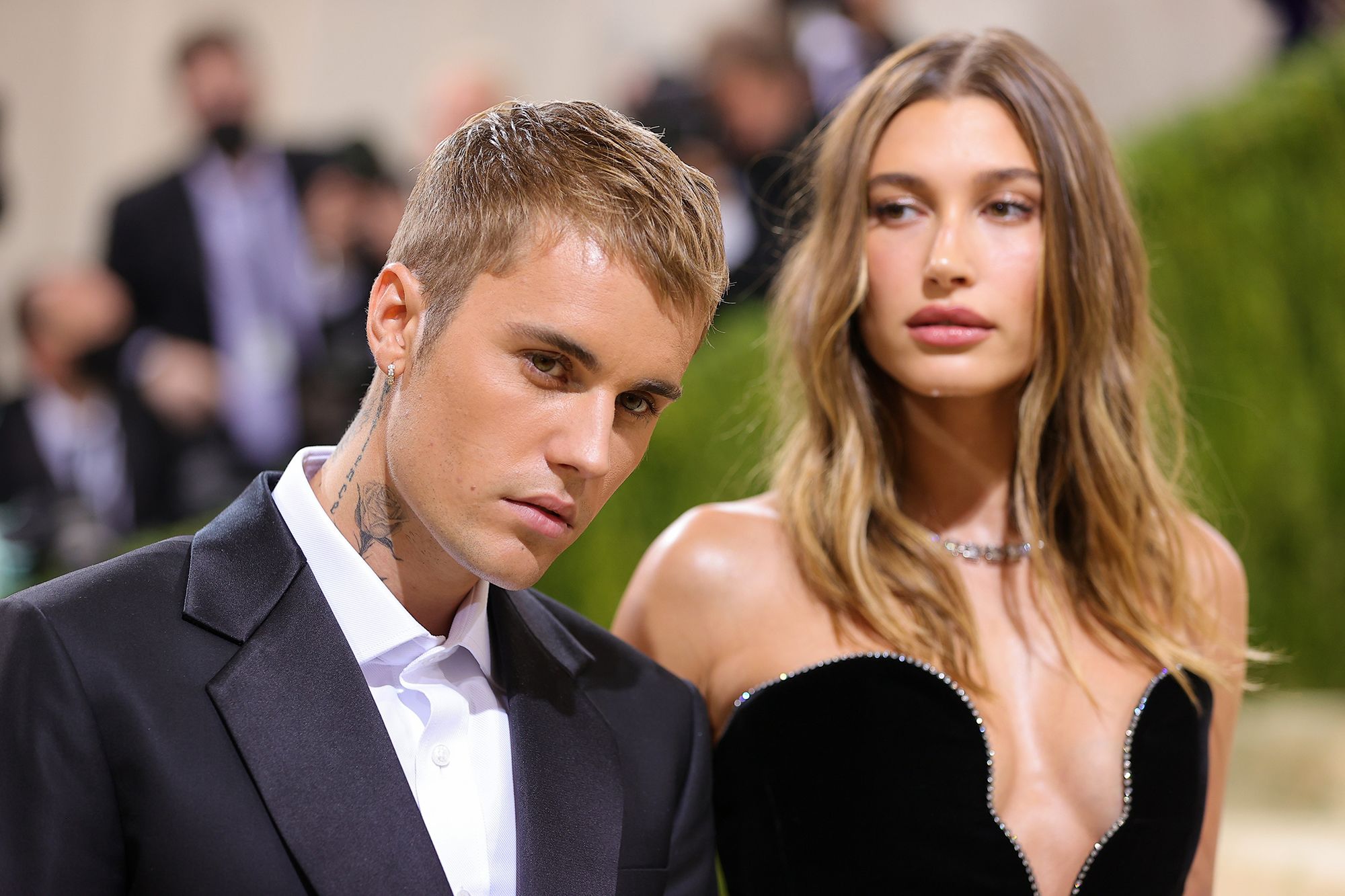 Justin Bieber apologizes for telling wife Hailey she would 'never' be a  Vogue cover star…while praising her new Vogue cover | CNN
