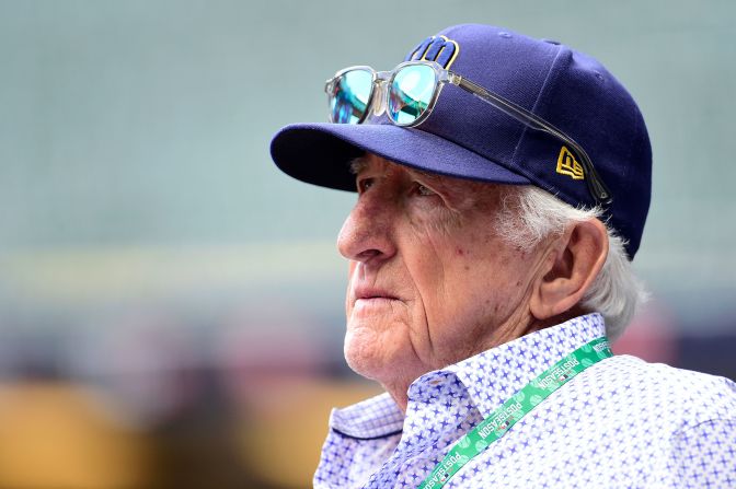 <a href="index.php?page=&url=https%3A%2F%2Fwww.cnn.com%2F2025%2F01%2F16%2Fsport%2Fbob-uecker-milwaukee-brewers-death-spt">Bob Uecker</a>, the legendary voice of the Milwaukee Brewers who was nicknamed “Mr. Baseball,” died on January 16, the team announced. He was 90. Uecker also became famous for his work outside of baseball, in particular for his part in the “Major League” film trilogy.