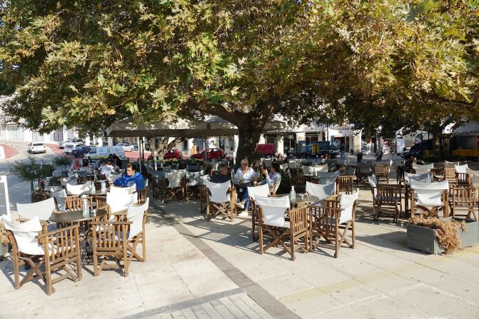 <strong>Old World charm: </strong>Nearby towns such as Pylos offer historic sites, shady cafes and local shopping and dining.