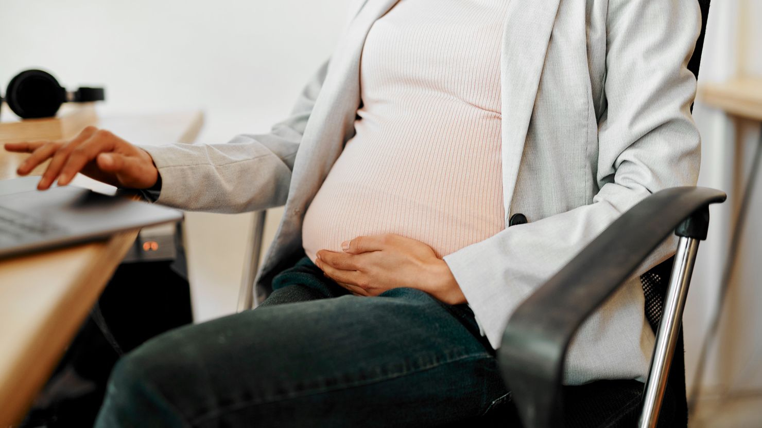 A new final rule from the Equal Employment Opportunity Commission clarifies the provisions of the Pregnant Workers Fairness Act.