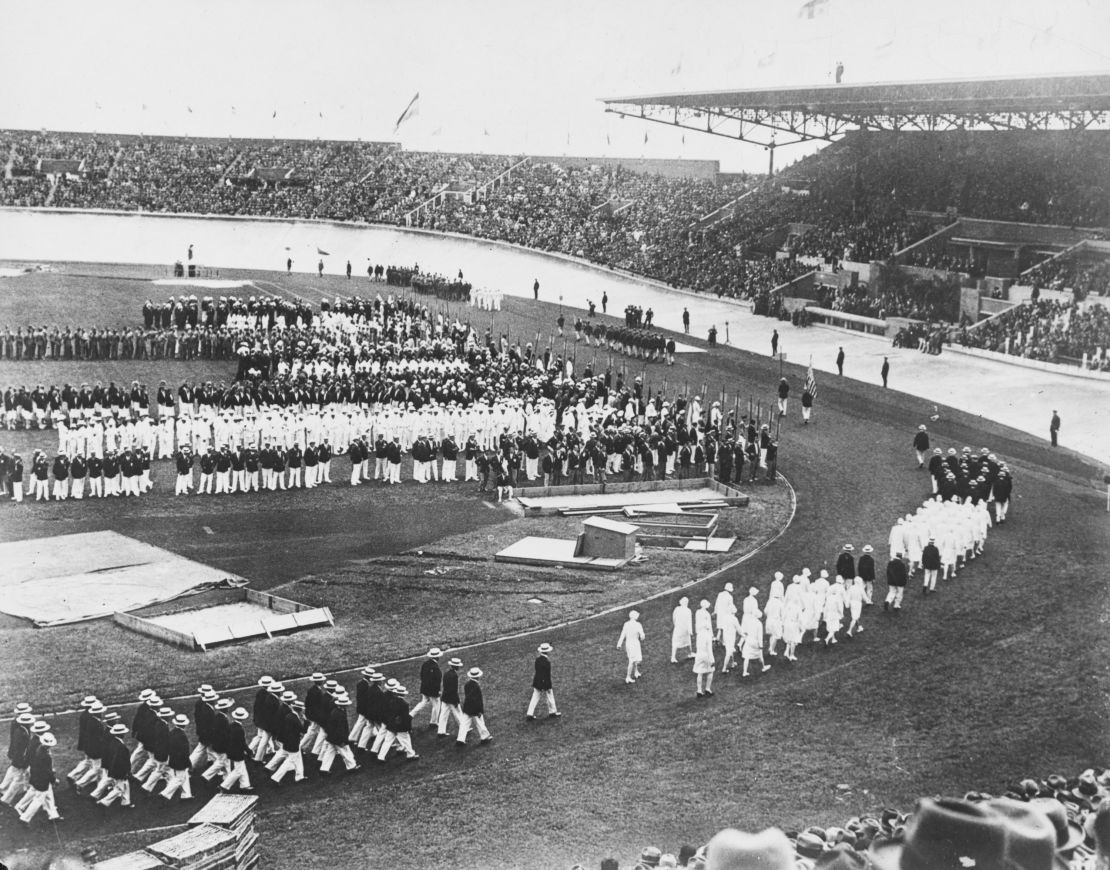 Athletes and officials process during the Opening Ceremony of the 1924 Paris Olympics.