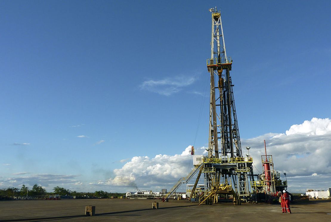 Una plataforma de perforación petrolera en el campo Junín 10, en la Faja Petrolífera del Orinoco, en Anzoátegui, Venezuela.