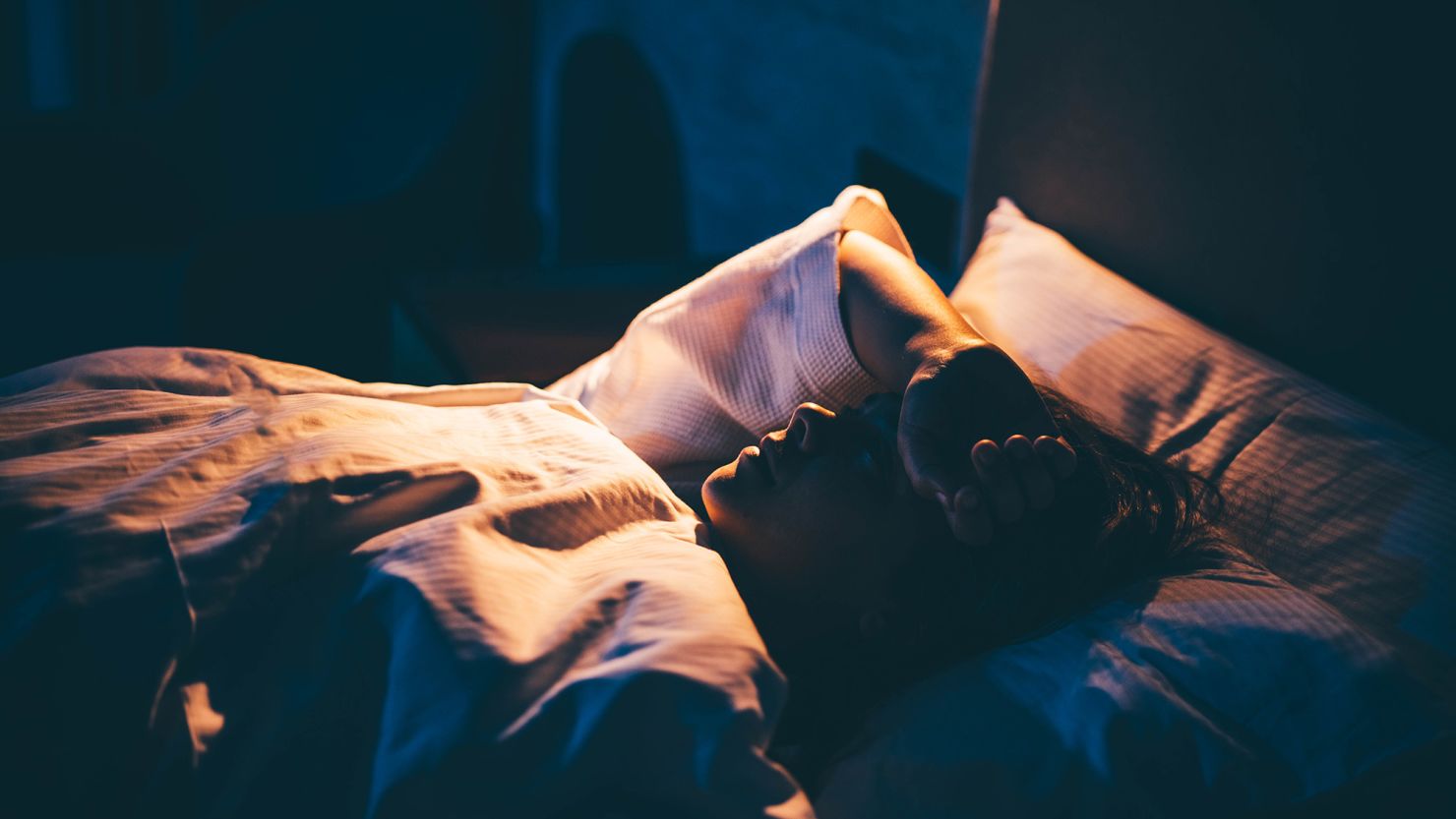 An understudied mental technique for falling asleep involves thinking of random words.