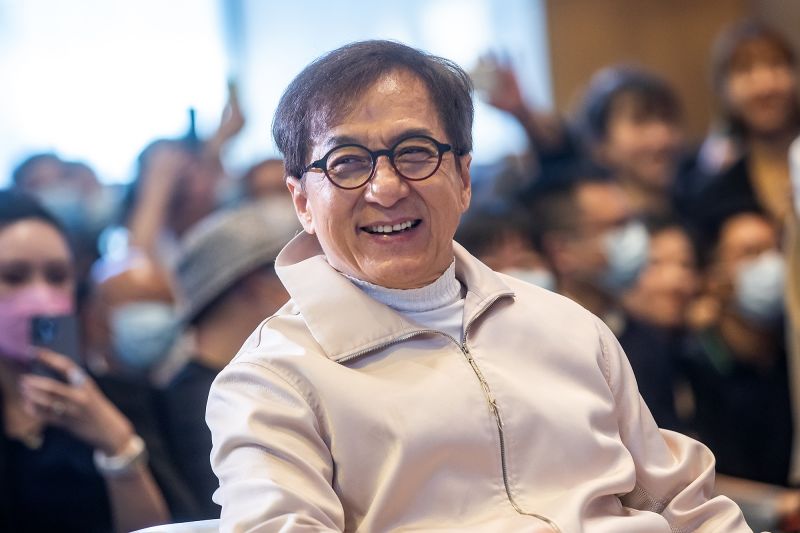 Jackie Chan marks 70th birthday with throwback pho