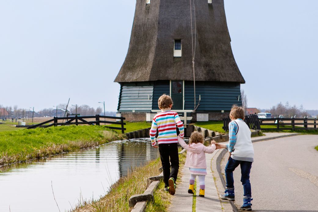 Dutch kids are the happiest kids in the world, according to a 2025 UNICEF report.