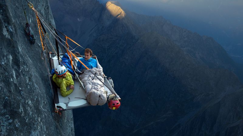 How to fall asleep anywhere, from airplanes to your office nap room