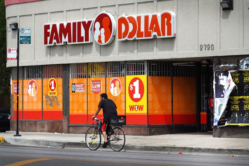 Family Dollar and Dollar Tree will close 1 000 stores CNN Business