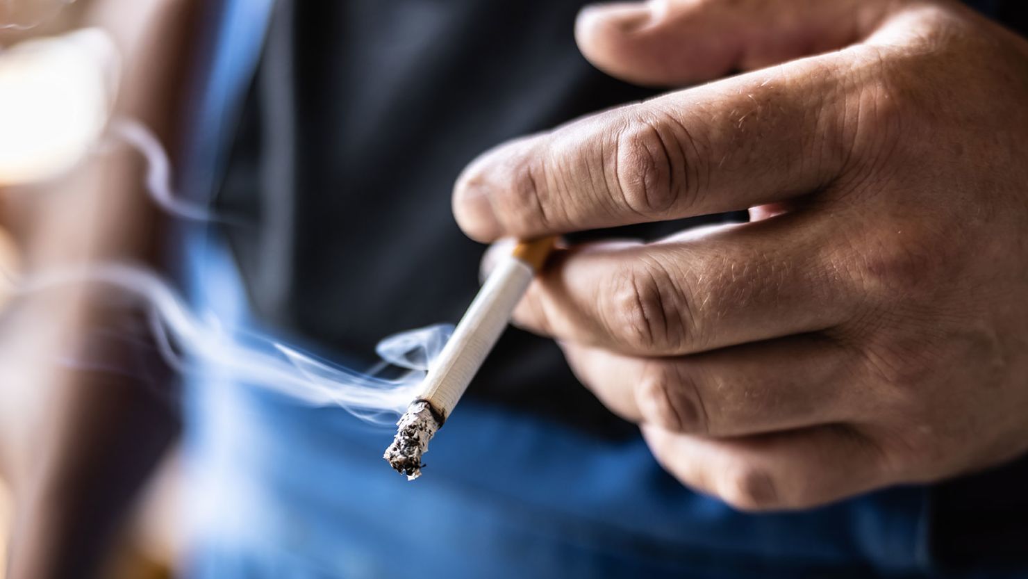 Rather than help weight loss, smoking leads to more abdominal fat, a new study found.