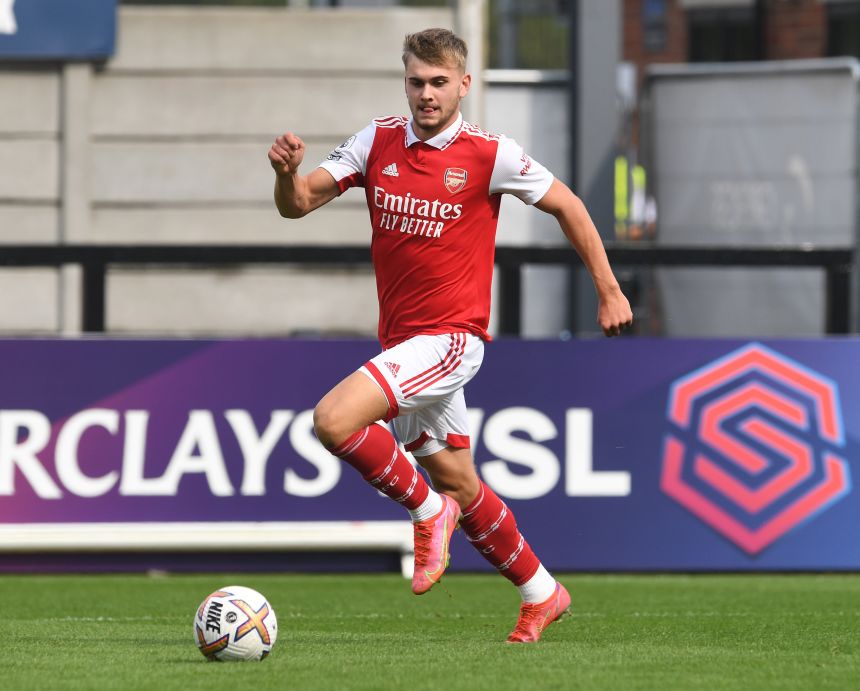Billy Vigar playing for the Arsenal under-21 team on September 3, 2022.