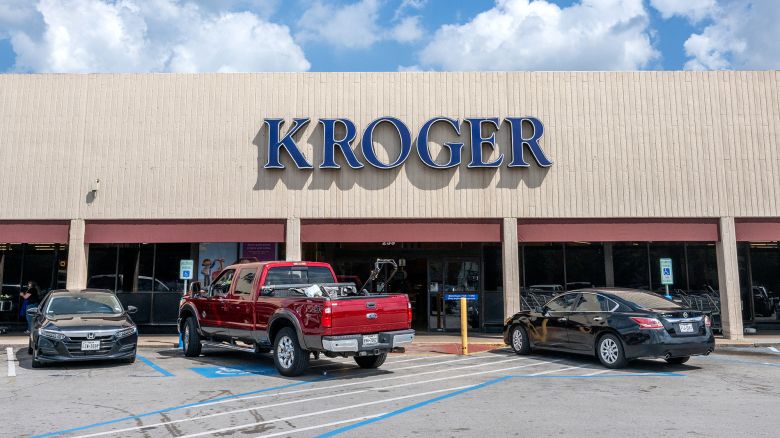 HOUSTON, TEXAS - SEPTEMBER 09: A Kroger grocery store is seen on September 09, 2022 in Houston, Texas. Kroger stock increased six percent as the company has surpassed profit and sales expectations.  (Photo by Brandon Bell/Getty Images)