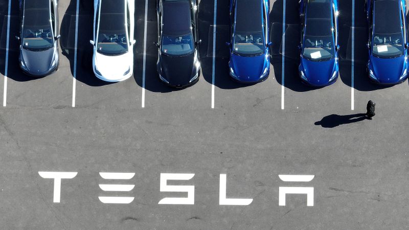 Read more about the article Tesla under investigation for parking retrieval feature crashes – CNN