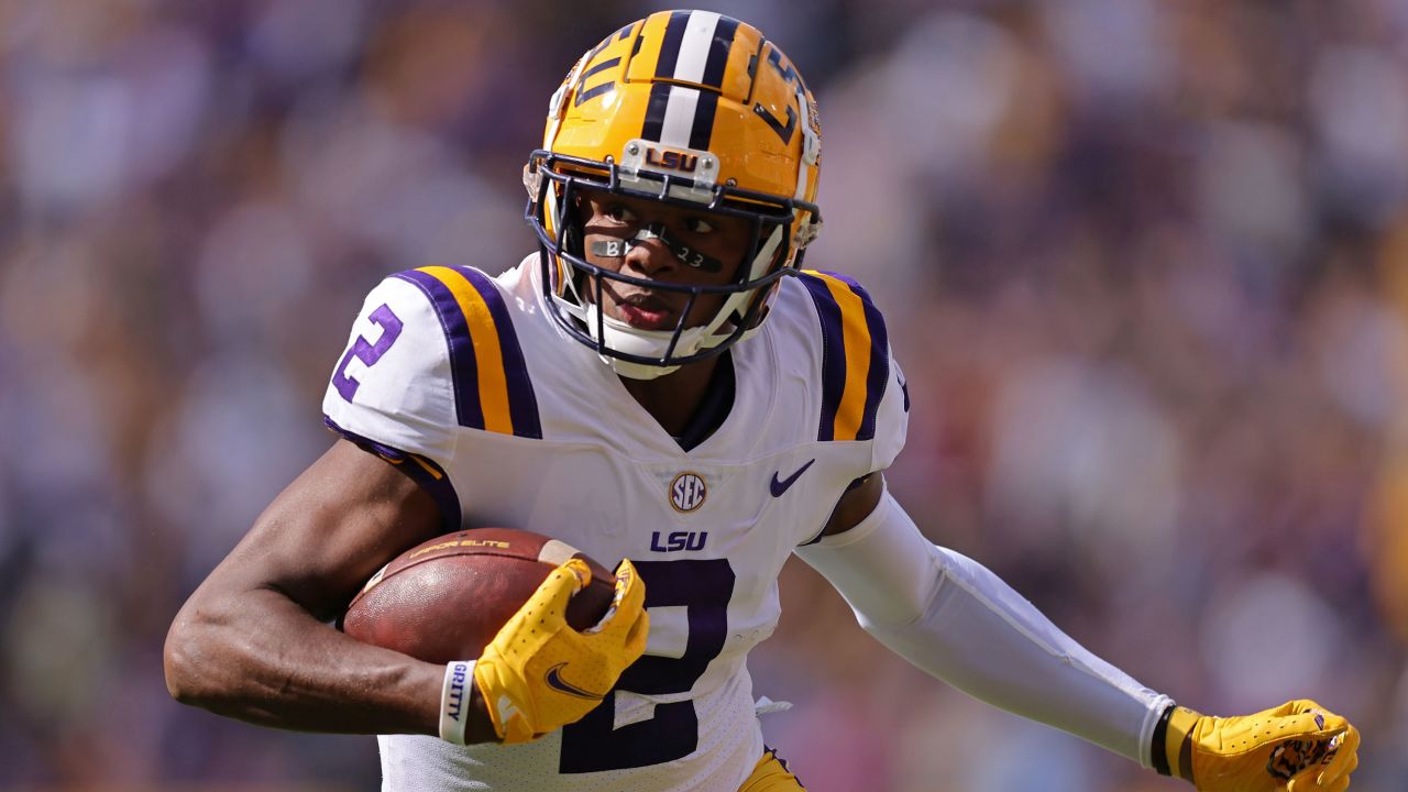 LSU Tigers wide receiver Kyren Lacy plays against the Mississippi Rebels at Tiger Stadium in October 2022.