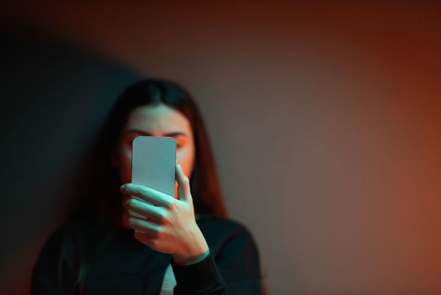 Teens who use dating apps frequently are more likely to have greater depressive symptoms, the study found.