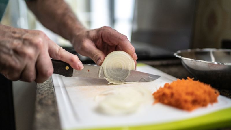 How not to cry while cutting onions, according to the experts | CNN