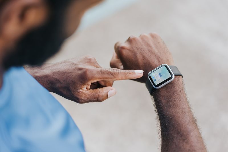 Should I use a smartwatch to track my health data A doctor explains CNN