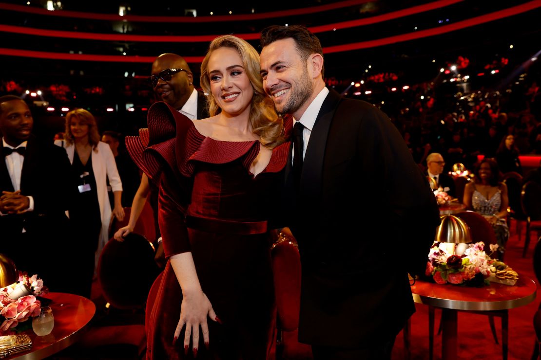 Adele y Ben Winston en los Grammy de 2023.