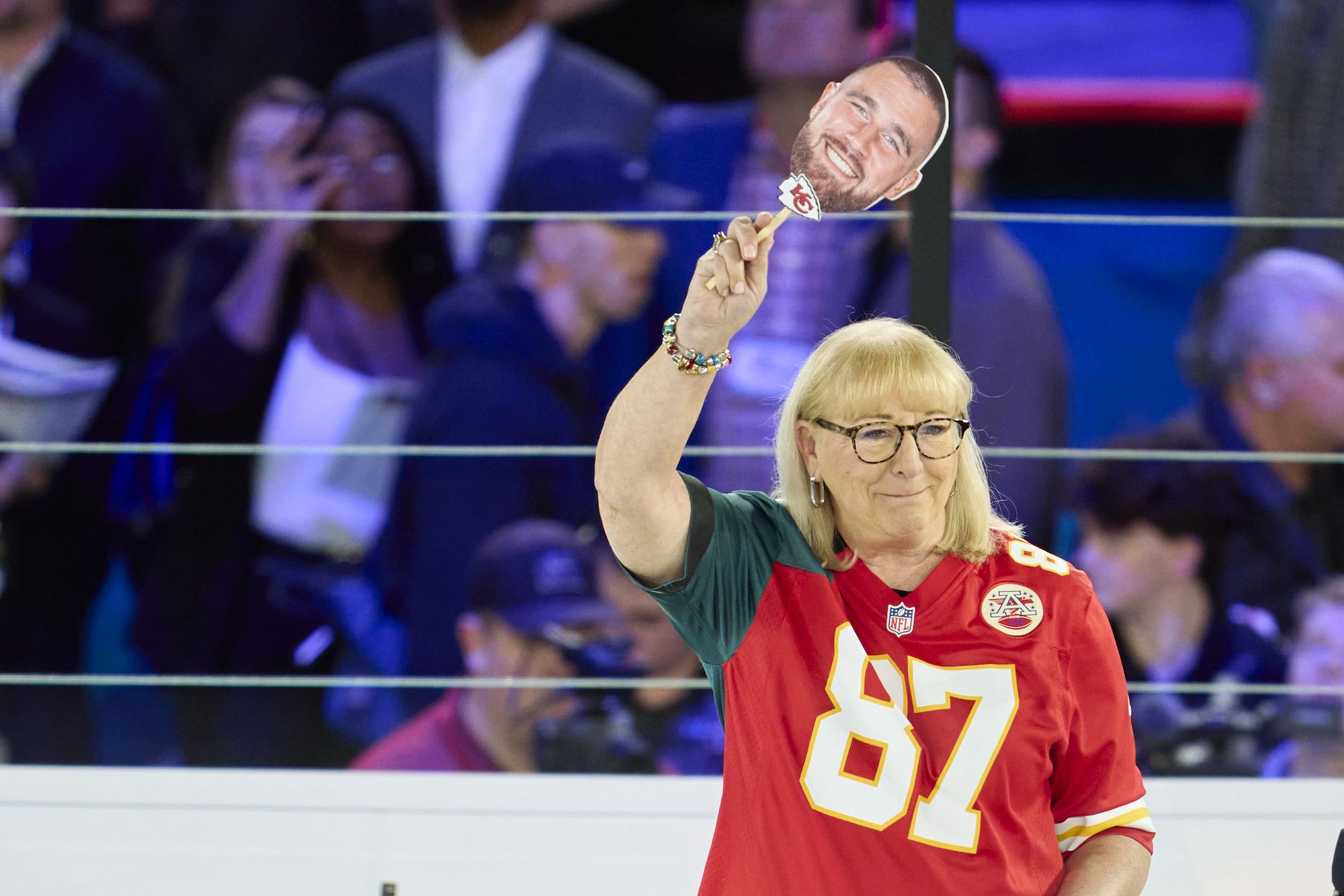 Donna Kelce joins the cast of Hallmark's 'Holiday Touchdown: A Chiefs Love  Story' | CNN