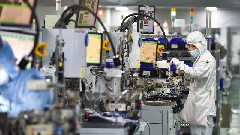 Китай влага още 47,5 милиарда долара в своята индустрия за чипове