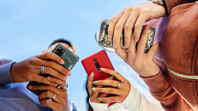 Influencers are playing a big role in the 2024 election. There’s no way to tell who’s getting paid for their endorsements Influencers are playing a big role in the 2024 election. There’s no way to tell who’s getting paid for their endorsements