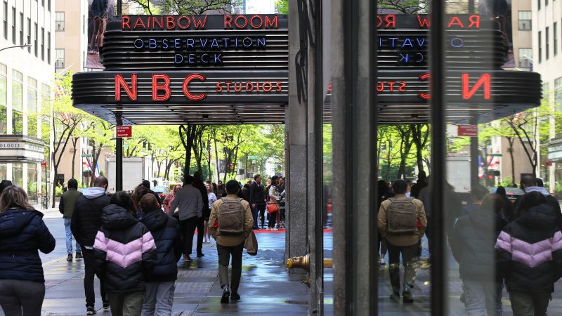 NBC прекъсна връзките си с Рона Макданиел след изключителен натиск, но проблемите му не са приключили