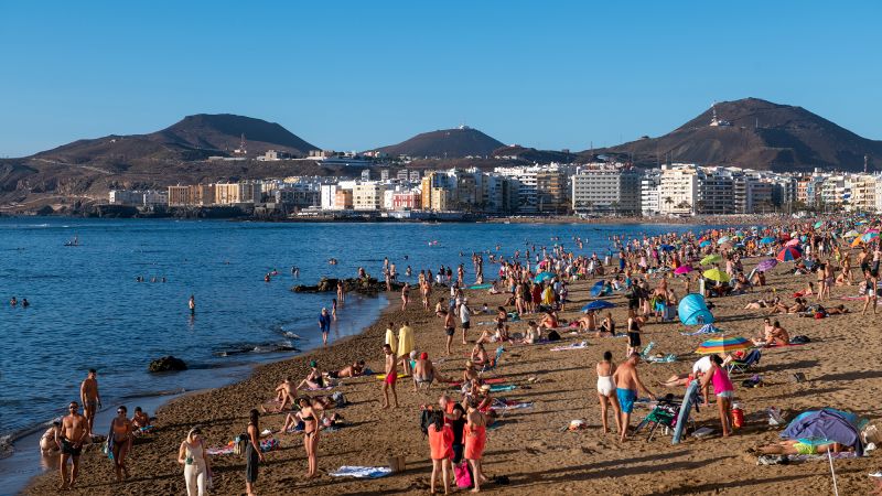 Canary Islanders call for hunger strike to protest against overtourism ...