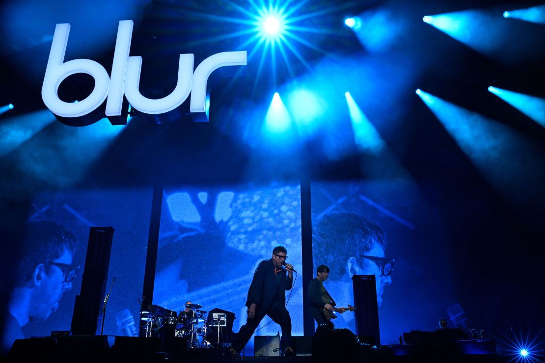 Blur performing in France in 2023.