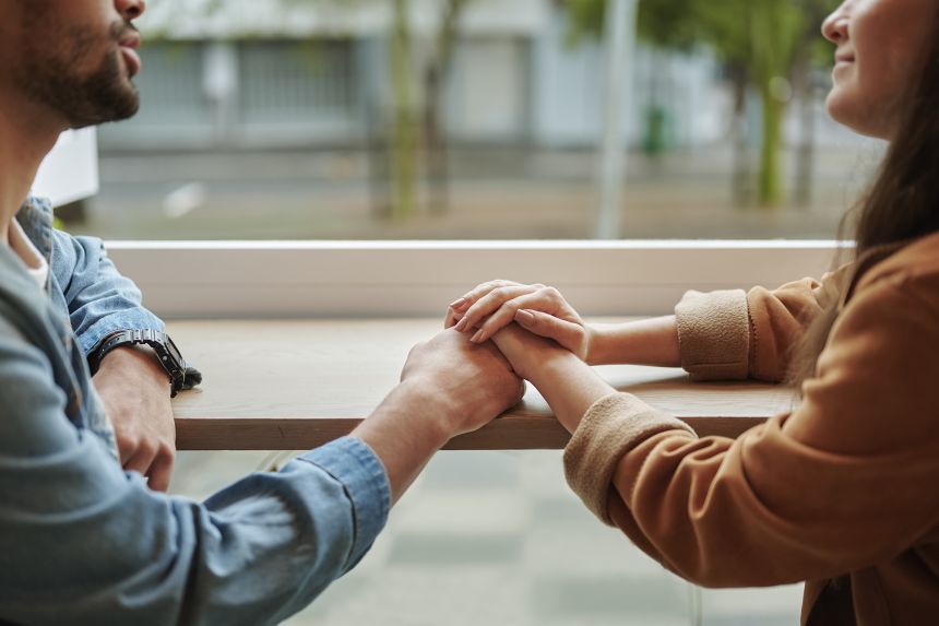 Tinder and other dating apps let paying users set height preferences for potential partners. But are we too preoccupied by how tall our love interests are?