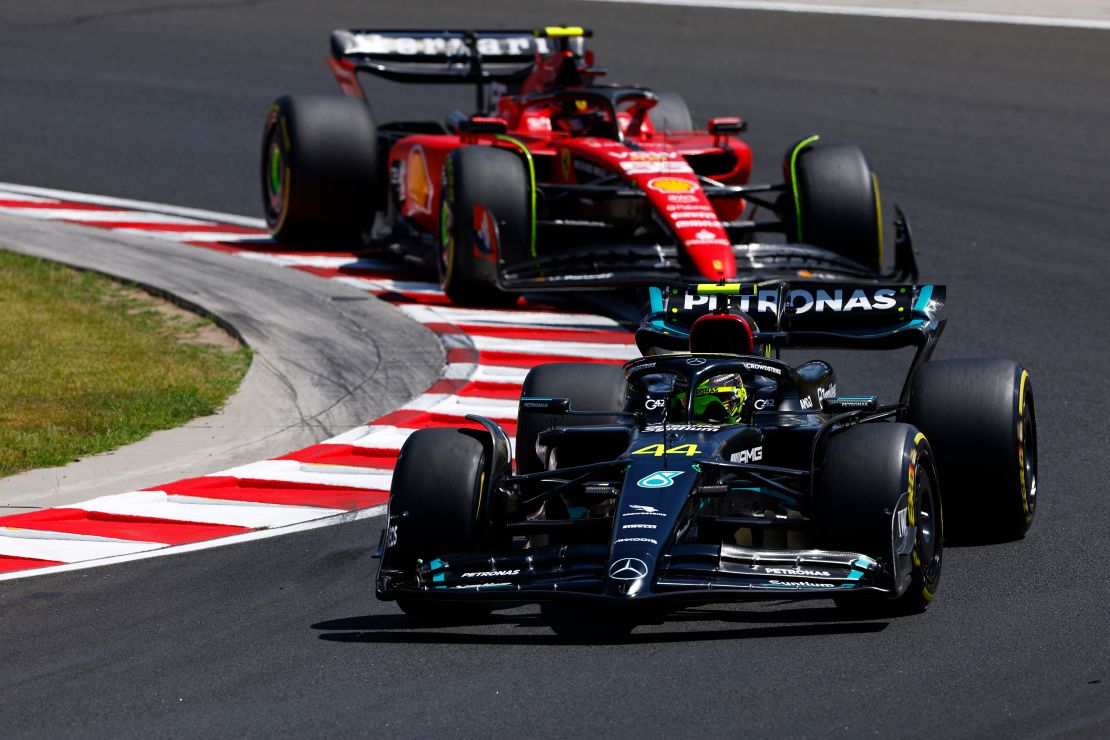 Hamilton (front) is set to replace Carlos Sainz (back) at the <em>Scuderia </em>beginning in the 2025 season.