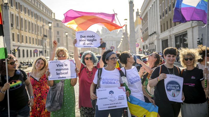 Lesbian mothers win legal status in Italy IVF ruling