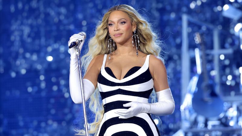 Beyoncé to perform at halftime show of Texans-Ravens Christmas Day game on Netflix | CNN