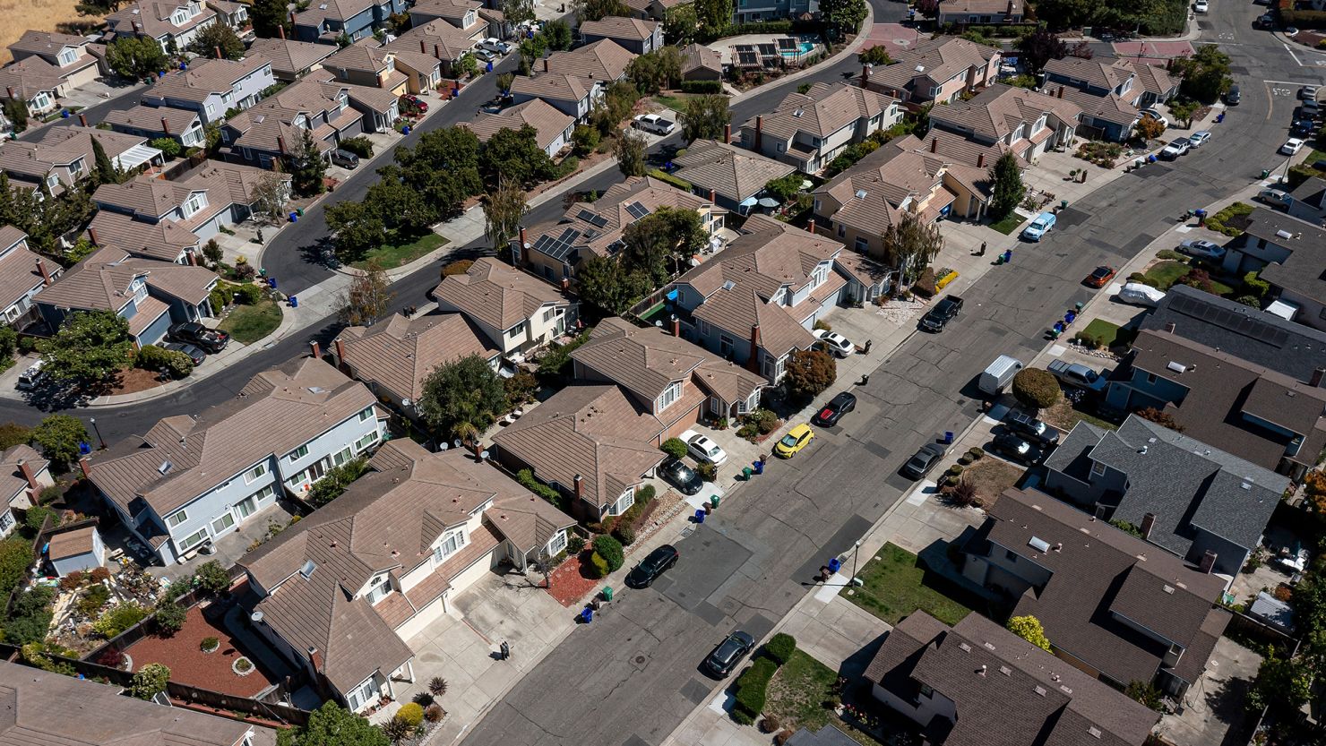 Homes in Hercules, California, US, on Wednesday, Aug. 16, 2023. The US 30-year mortgage rate rose to 7.16% last week, matching the highest since 2001 and crimping both sales and refinancing activity.