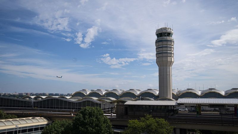 Read more about the article Collision narrowly avoided at Reagan National Airport after two jets were cleared onto the same runway – CNN