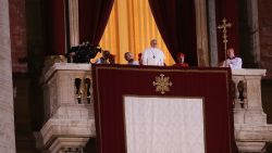 VATICAN CITY, VATICAN - MARCH 13: Newly elected Pope Francis I looks out at the thousands of people in St. Peter's Square on March 13, 2013 in Vatican City, Vatican. Cardinal Jorge Mario Bergoglio was elected as the 266th Pontiff and will lead the world's 1.2 billion Catholics. (Photo by Spencer Platt/Getty Images)