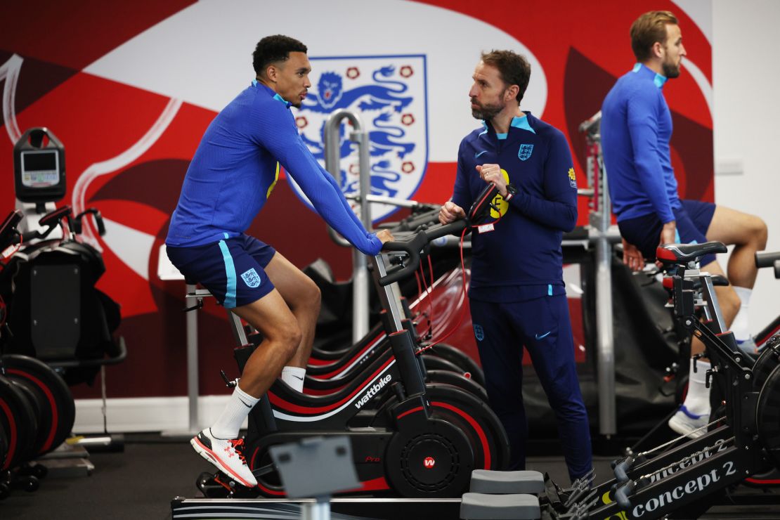 Southgate talks to Alexander-Arnold in the gym at St George's Park on October 11, 2023.