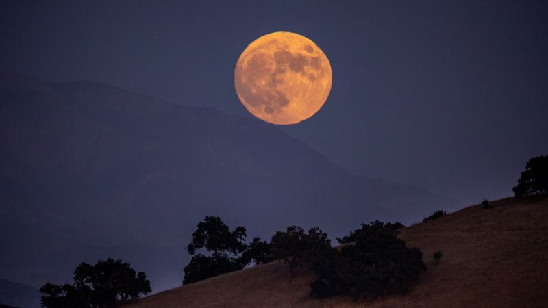 Full harvest supermoon will also create a partial lunar eclipse – CNN