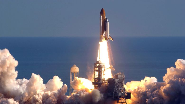 CAPE CANAVERAL, FL - JANUARY 16:  Space Shuttle Columbia lifts off of launch pad 39-A from the Kennedy Space Center January 16, 2003 in Cape Canaveral, Florida.  Columbia broke up upon re-entry to earth February 1, 2003.  (Photo by Matt Stroshane/Getty Images)