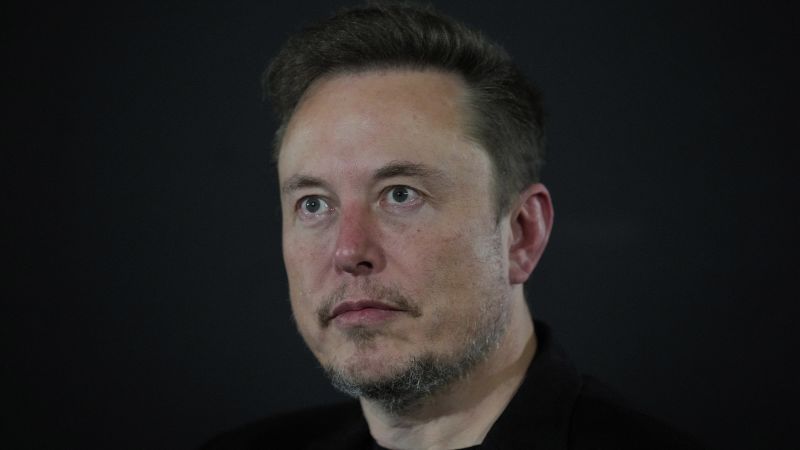 Elon musk critica a algunos políticos británicos | cnn